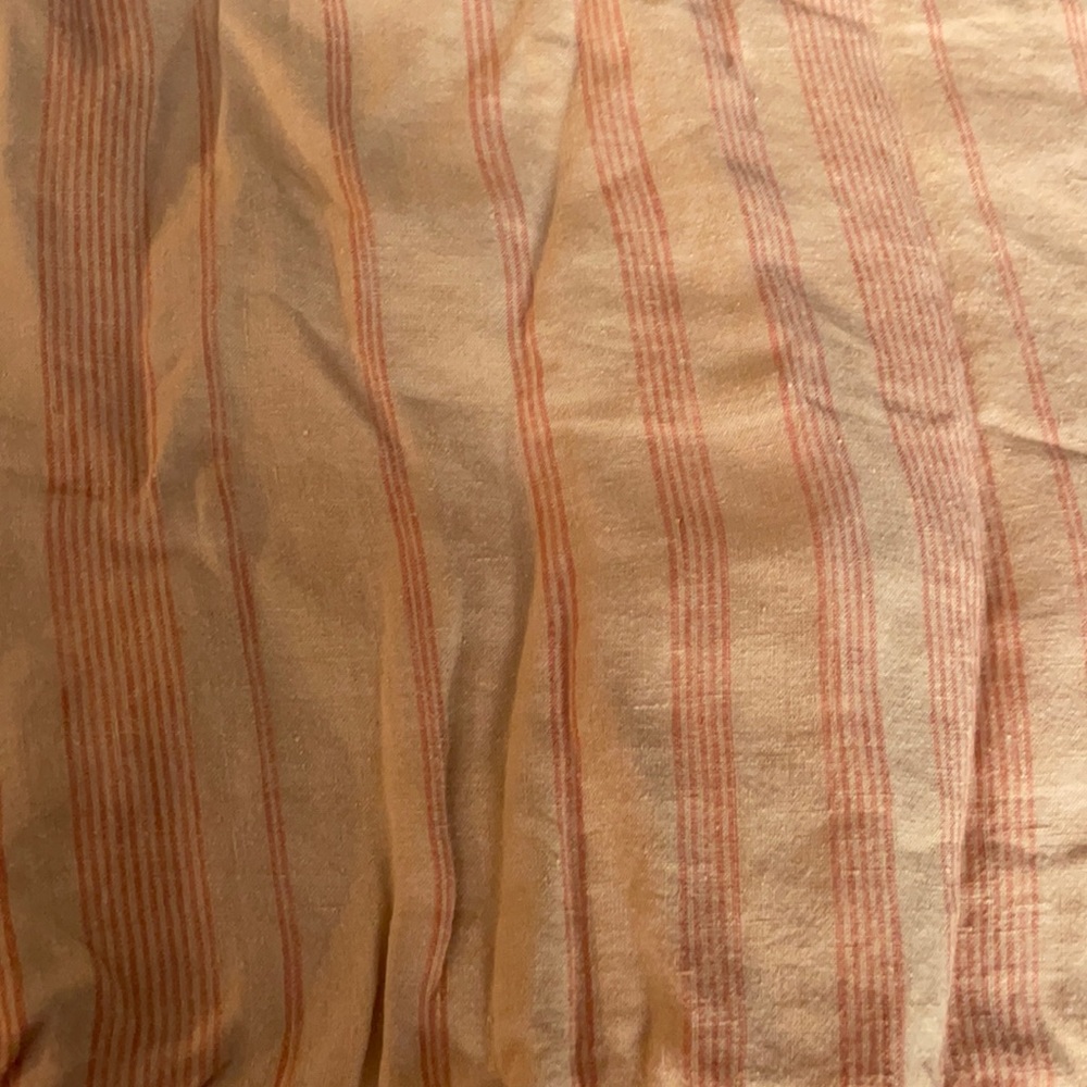 Eileen Fisher Home for Garnet Hill Linen Sheets